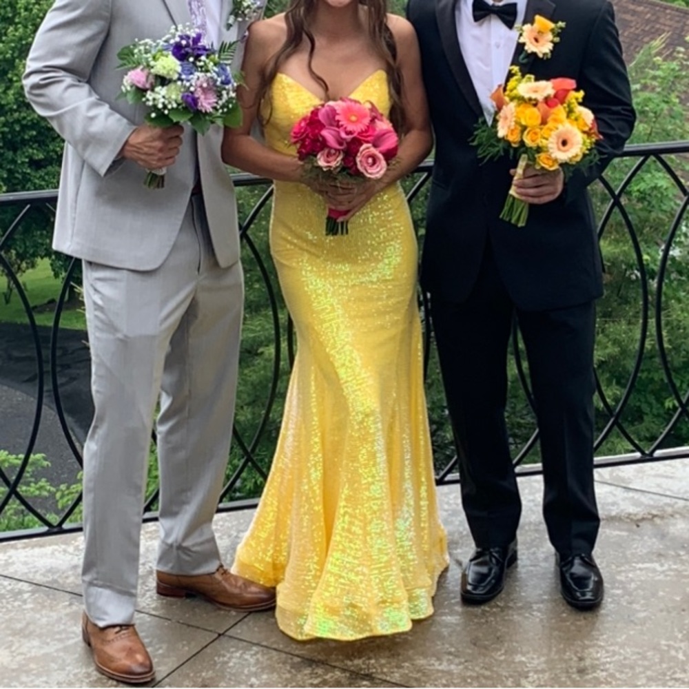 Jovani Yellow Sequin Strapless Prom Dress Size 0